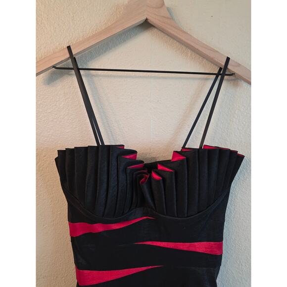 Betsy & Adam Women's Formal Dress SZ 6 Red Black Goth Vampire - Picture 3 of 7